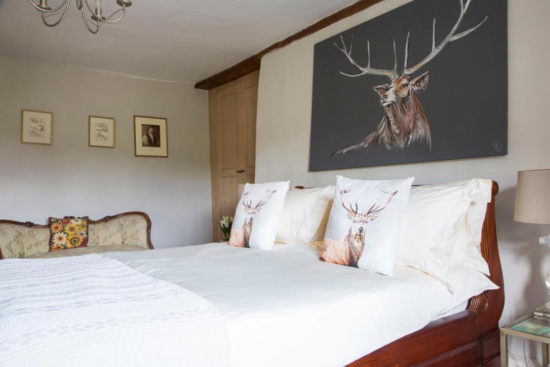 Forthay Bed And Breakfast North Nibley Εξωτερικό φωτογραφία
