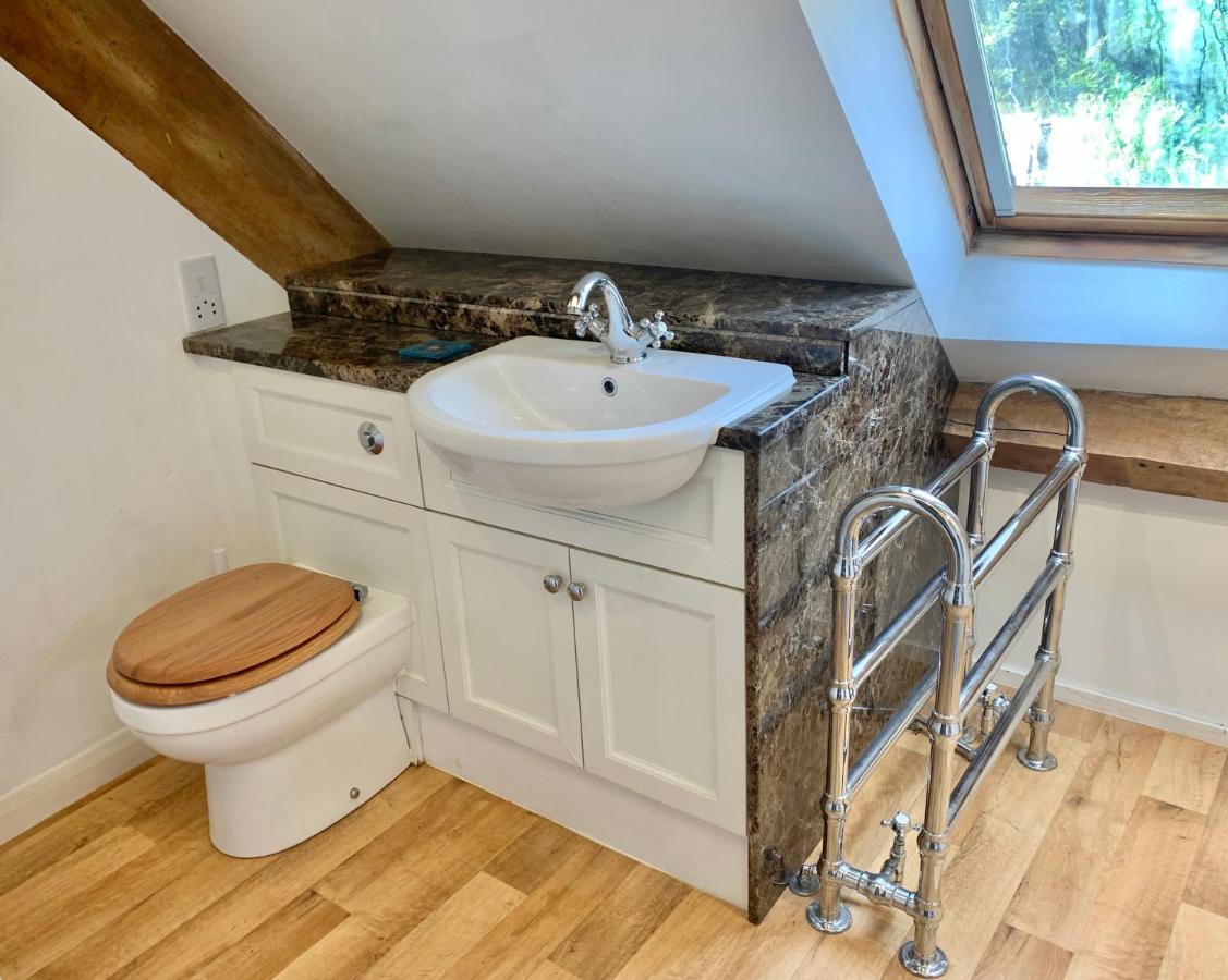 Forthay Bed And Breakfast North Nibley Εξωτερικό φωτογραφία
